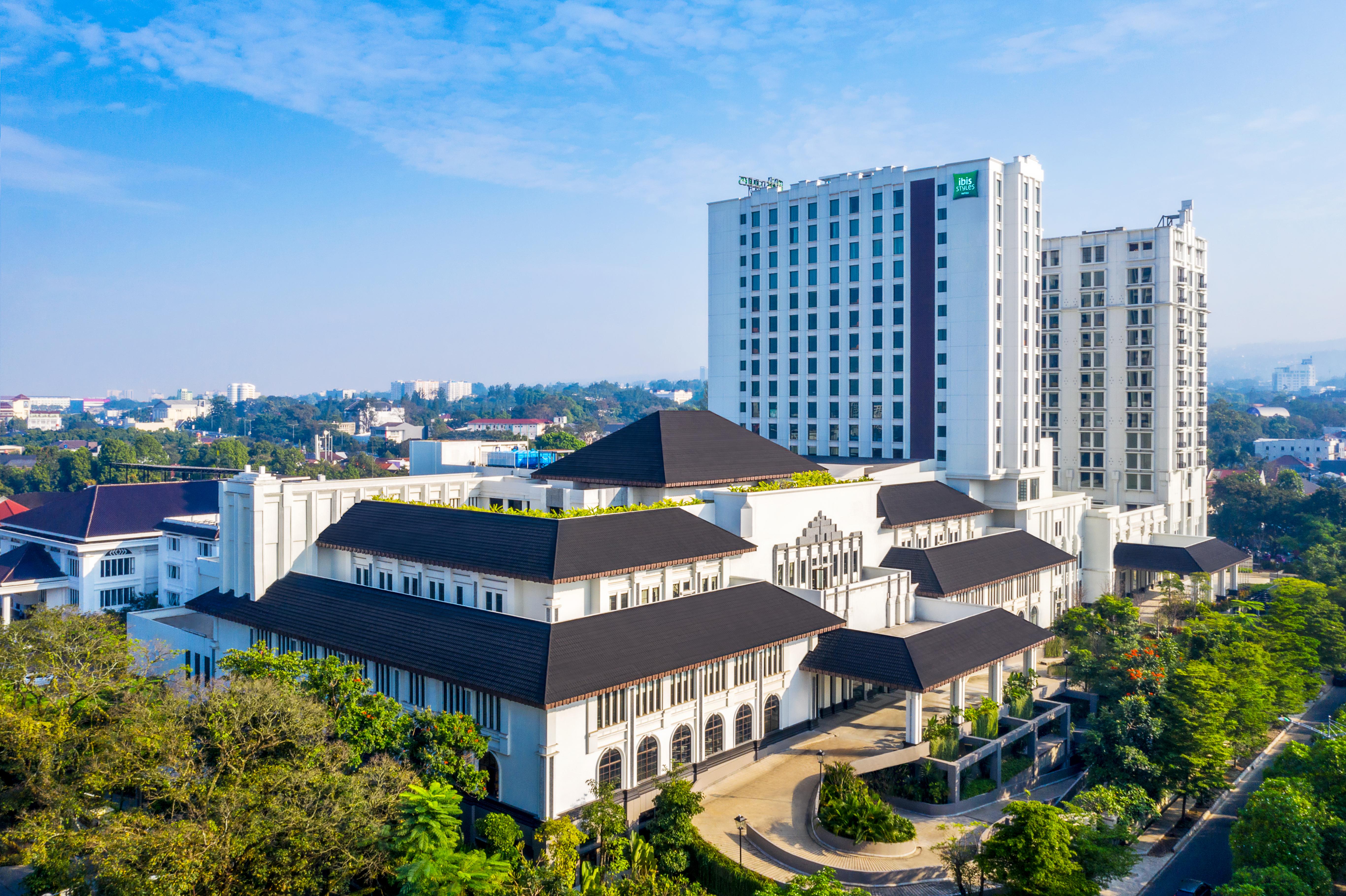 Ibis Styles Bandung Grand Central Εξωτερικό φωτογραφία